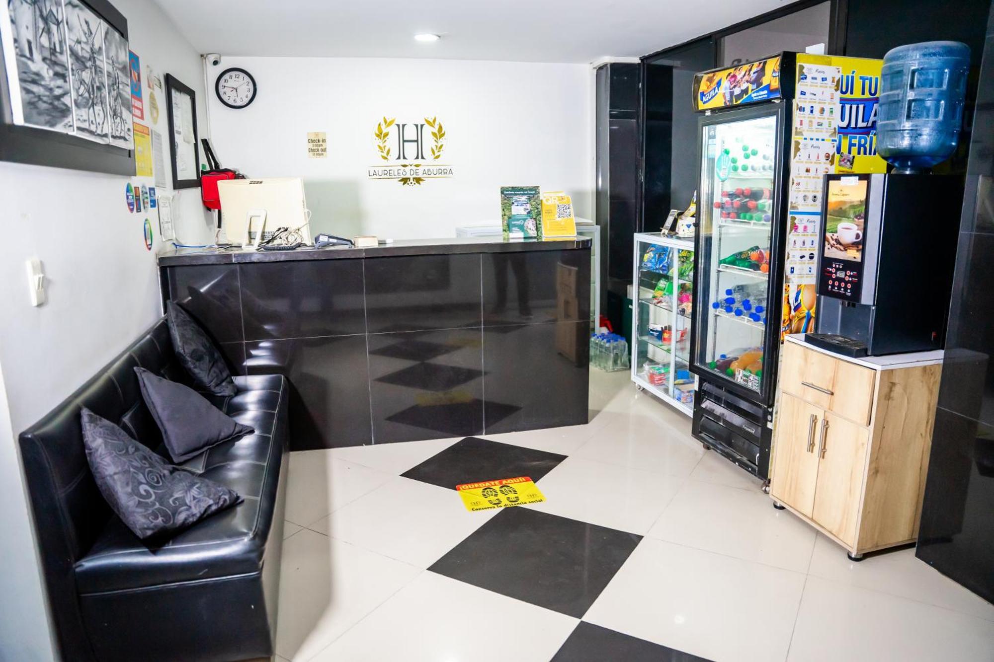 Hotel Laureles De Aburra 메딜린 외부 사진