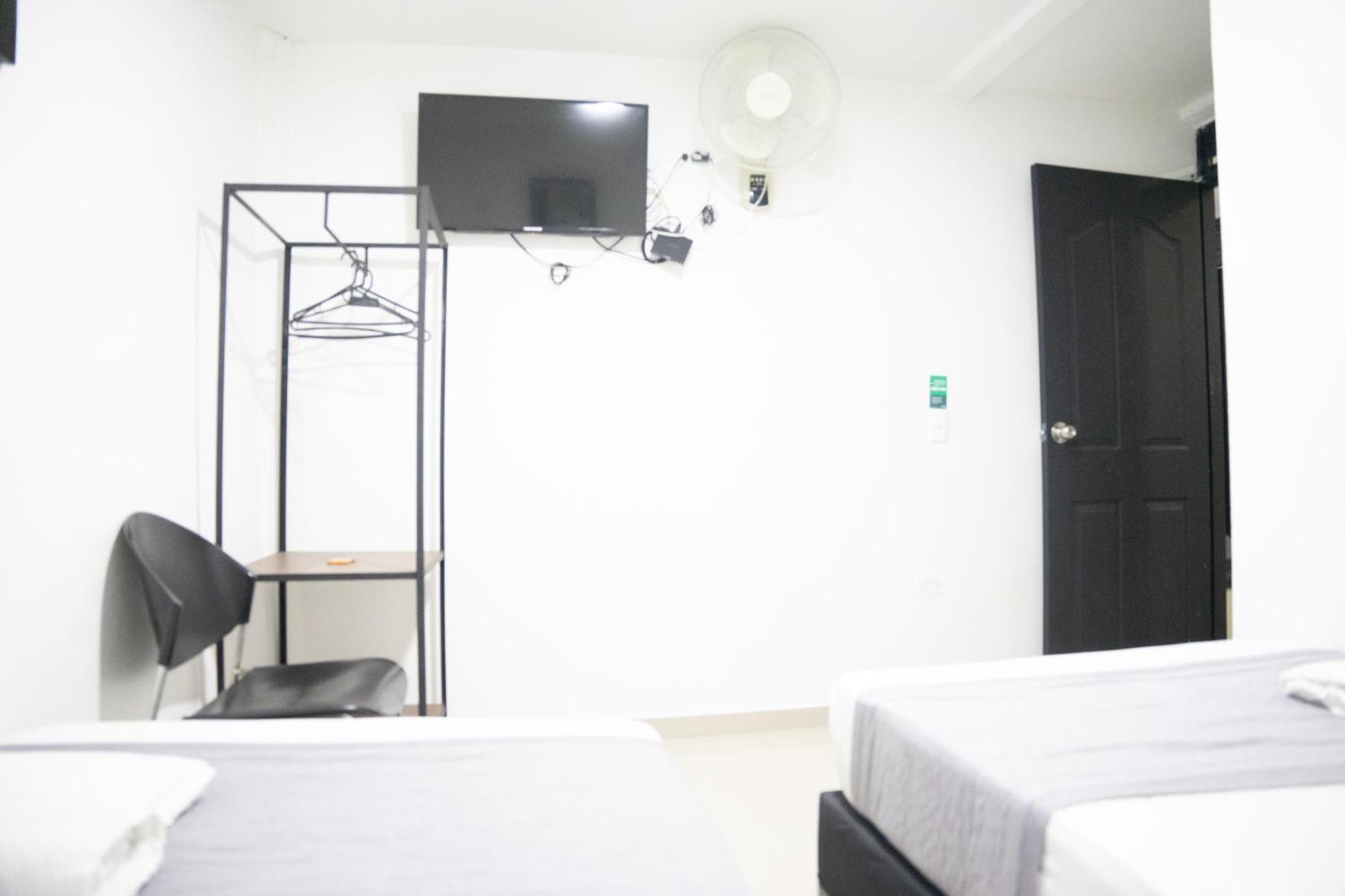 Hotel Laureles De Aburra 메딜린 외부 사진